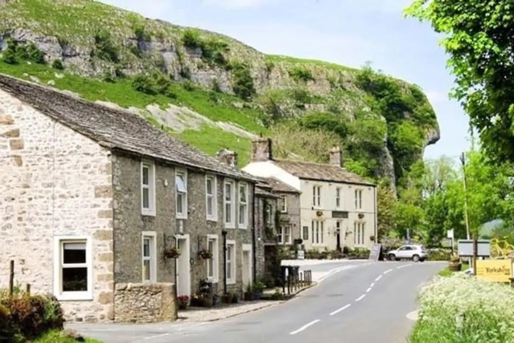 Anglers Cottage - Spacious Grade II Listed Cottage Kilnsey Velká Británie