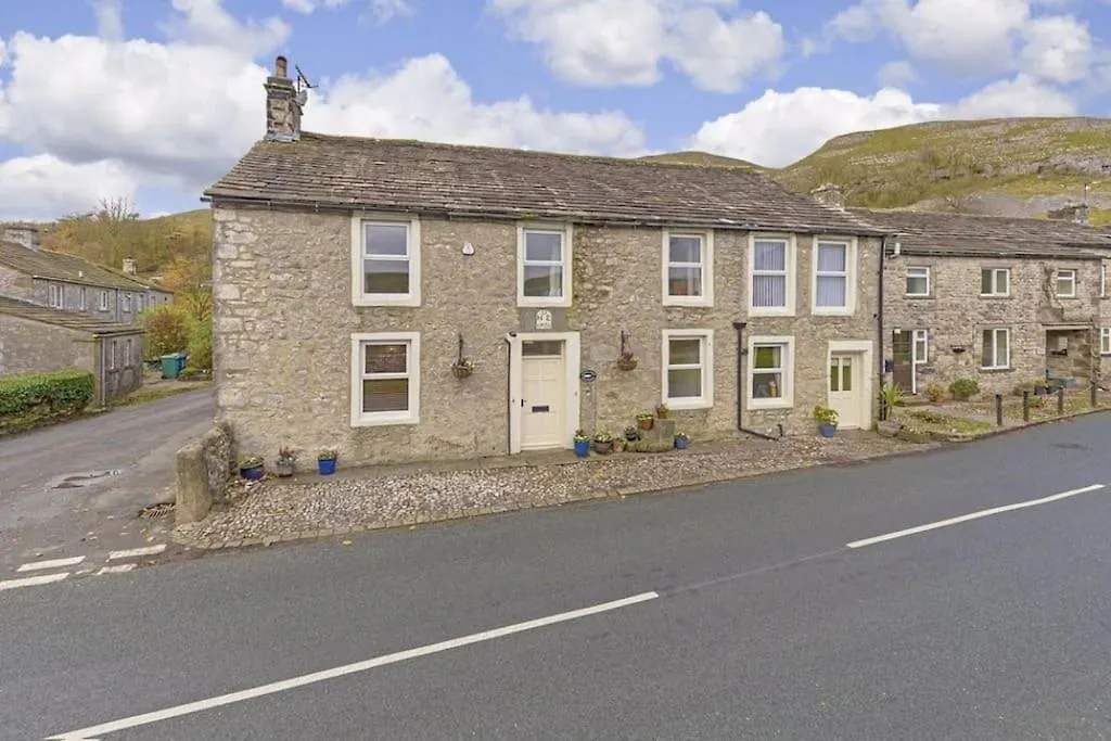 Holiday home Anglers Cottage - Spacious Grade II Listed Cottage Kilnsey United Kingdom
